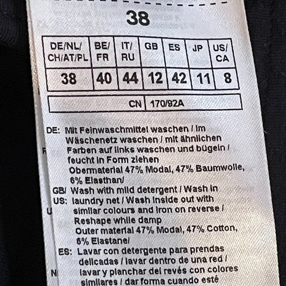 Gerry Weber Woman's Vneck jersey top with metal detail - Size 8 - Picture 8 of 13